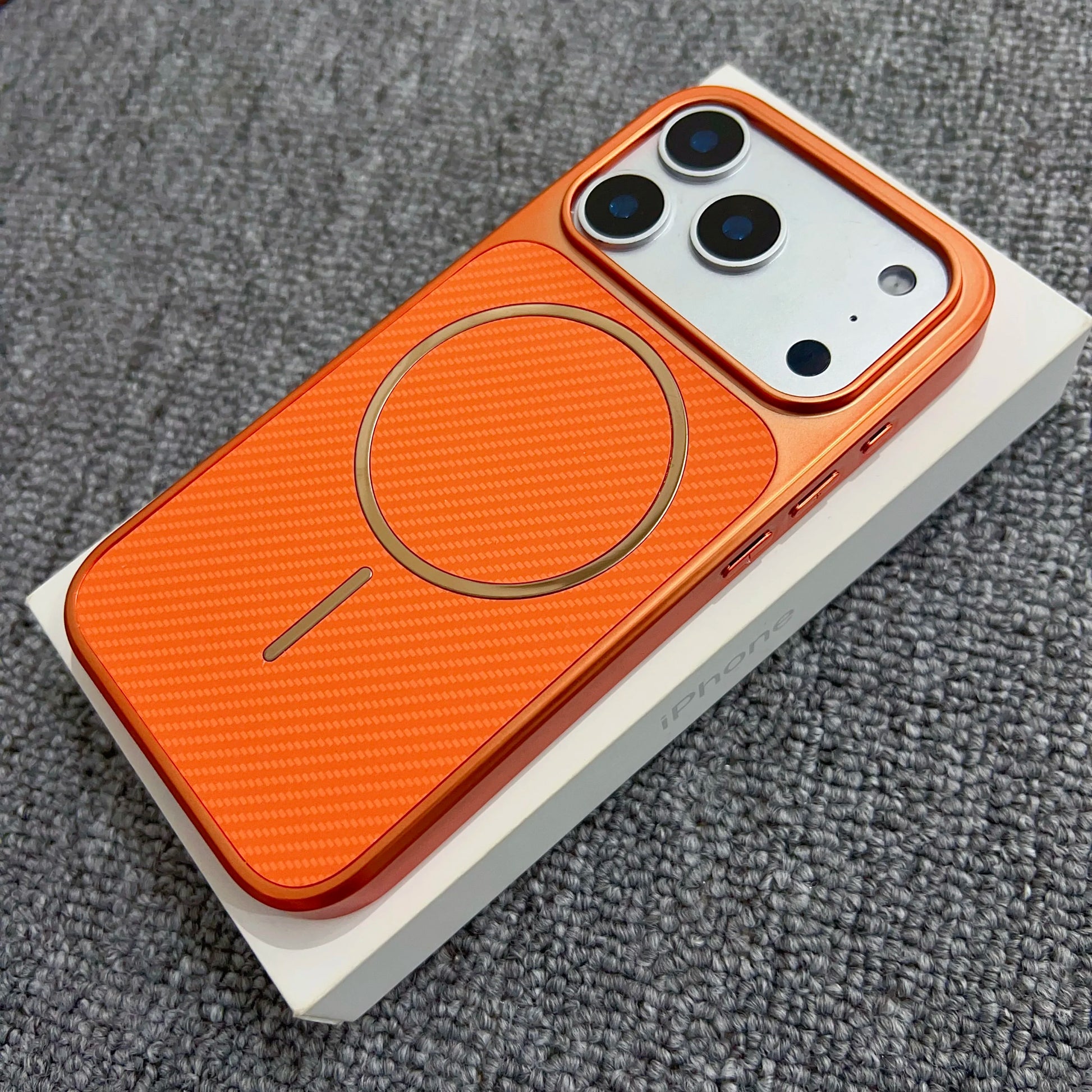 Carbon Fiber Magnetic Shockproof Cover - sky-case